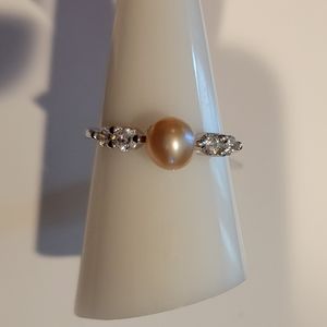 Pearl ring